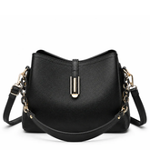 Bolsa Feminina Hobo média em Couro Minimalista