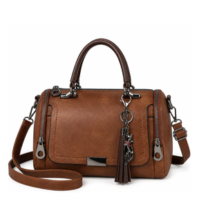 Bolsa Feminina Tiracolo Média em Couro Tina