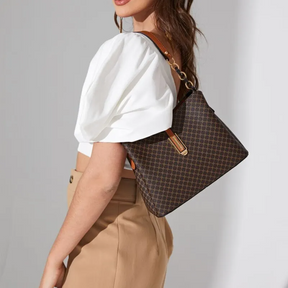 Bolsa Feminina Hobo Média em Couro Monograma