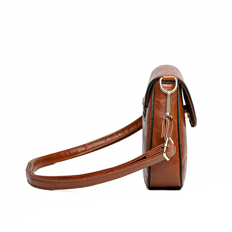 Bolsa Feminina Transversal Pequena em Couro Daily Chic