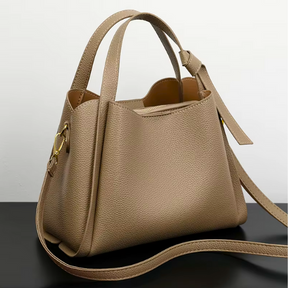 Bolsa Feminina Tote Média Minimalista em Couro