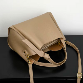 Bolsa Feminina Tote Média Minimalista em Couro