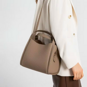 Bolsa Feminina Tote Média Minimalista em Couro
