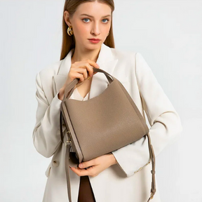 Bolsa Feminina Tote Média Minimalista em Couro