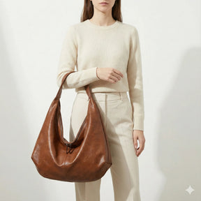 Bolsa Feminina Hobo Grande em Couro Essence