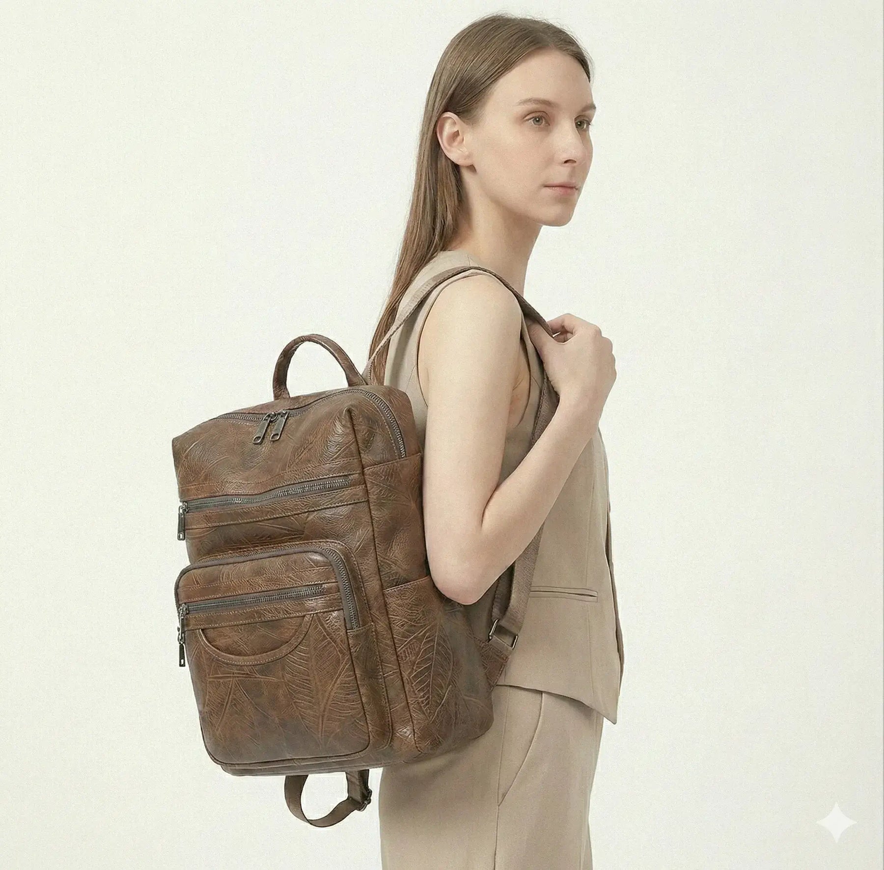 Mochila Feminina Bellagio em Couro Legítimo