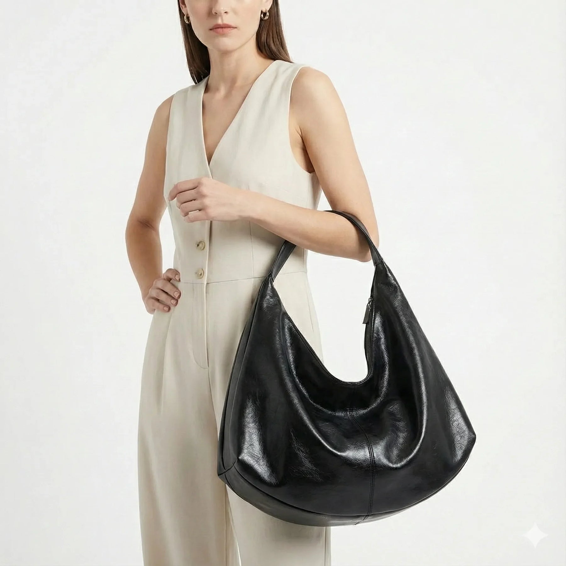 Bolsa Feminina Hobo Grande em Couro Essence
