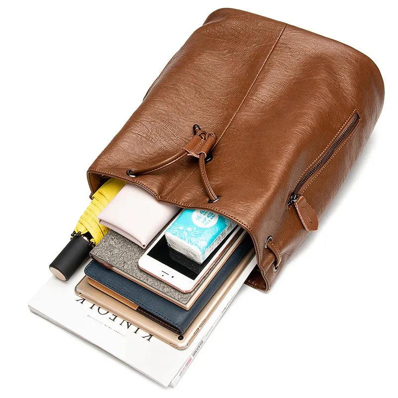 Mochila Feminina Roma em Couro Legítimo