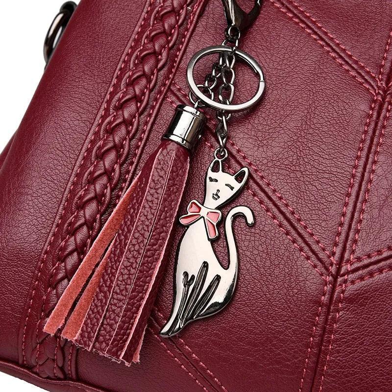Bolsa Feminina Tiracolo Média em Couro Elegance