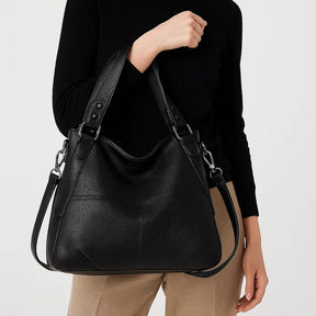 Bolsa Feminina Hobo Grande Em Couro Soft