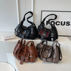 Bolsa Feminina Hobo Média em Couro Andreina