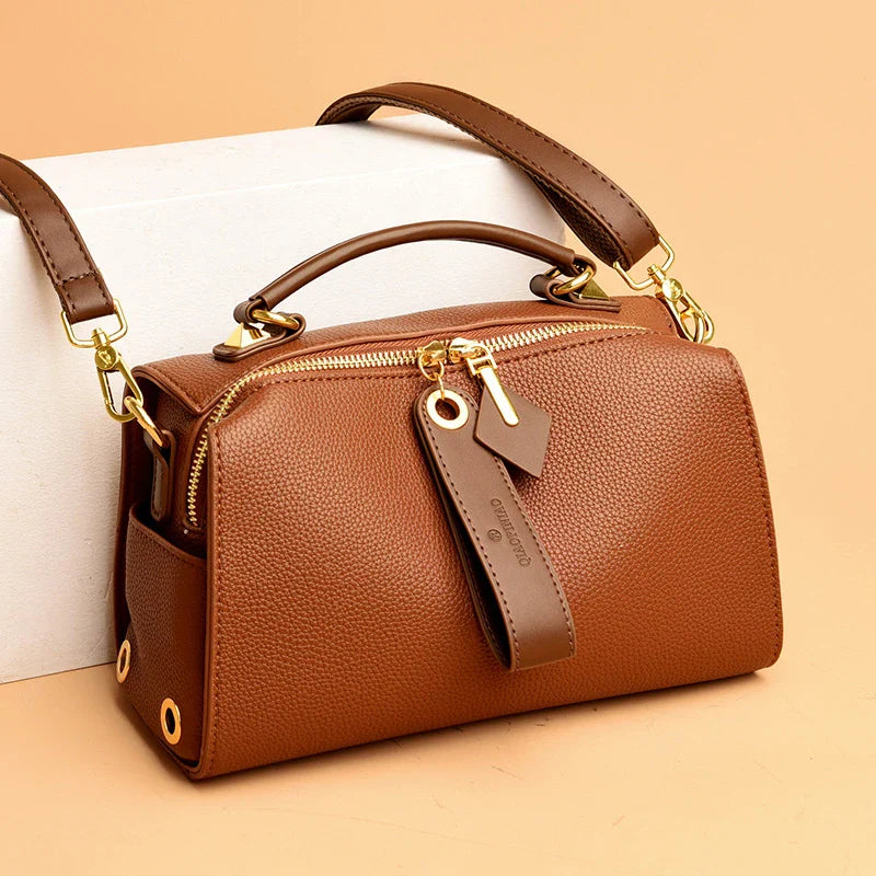 Bolsa Feminina Tiracolo Pequena Em Couro Valériana