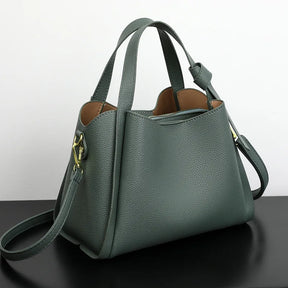 Bolsa Feminina Tote Média Minimalista em Couro