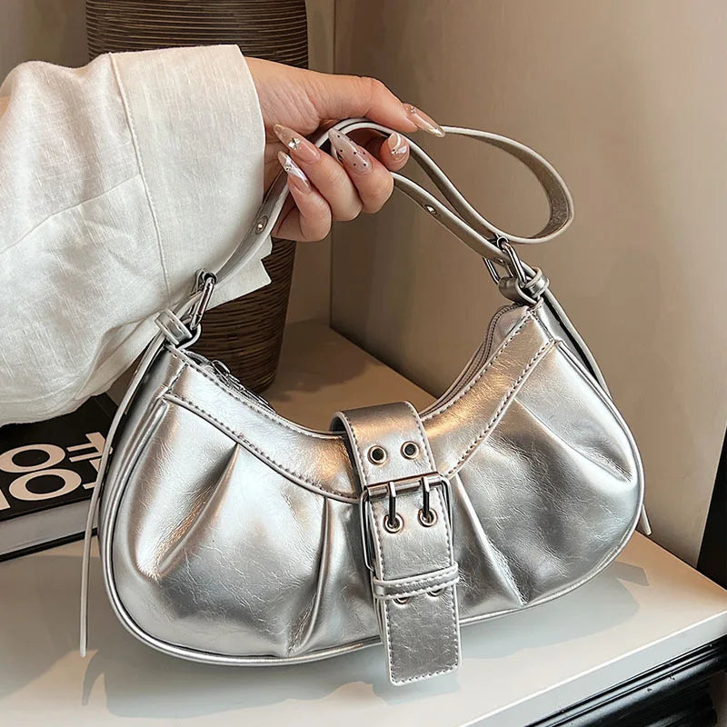 Bolsa Feminina Baguete Pequena em Couro Olivia