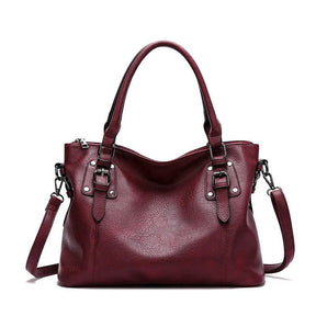 Bolsa Feminina Hobo Grande em Couro Fivelaria