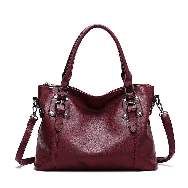 Bolsa Feminina Hobo Grande em Couro Fivelaria