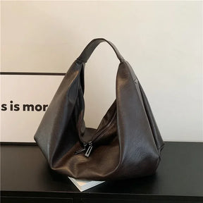 Bolsa Feminina Hobo Grande em Couro Essence
