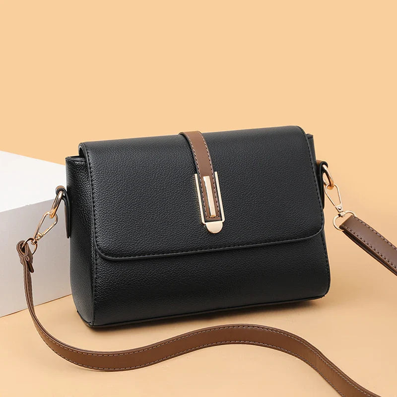 Bolsa Feminina Tiracolo Pequena Em Couro Minimalista