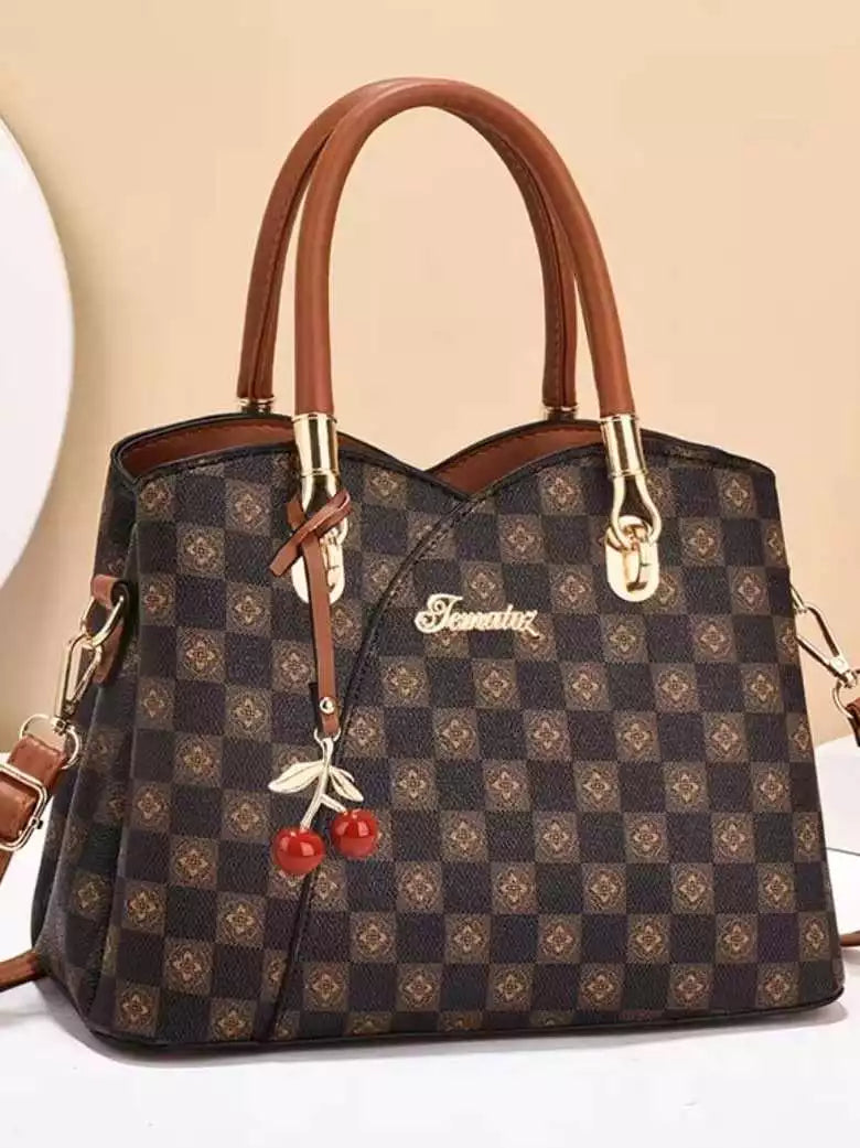 Bolsa Feminina Tiracolo Média em Couro Estampada