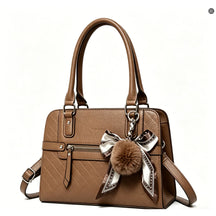 Bolsa Feminina Tote Média em Couro Lumière