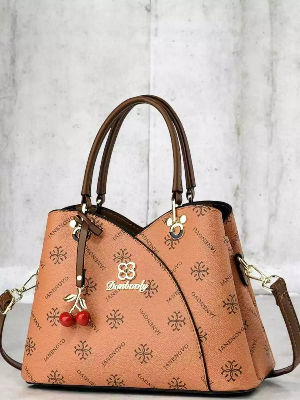 Bolsa Feminina Tiracolo Média em Couro Estampada