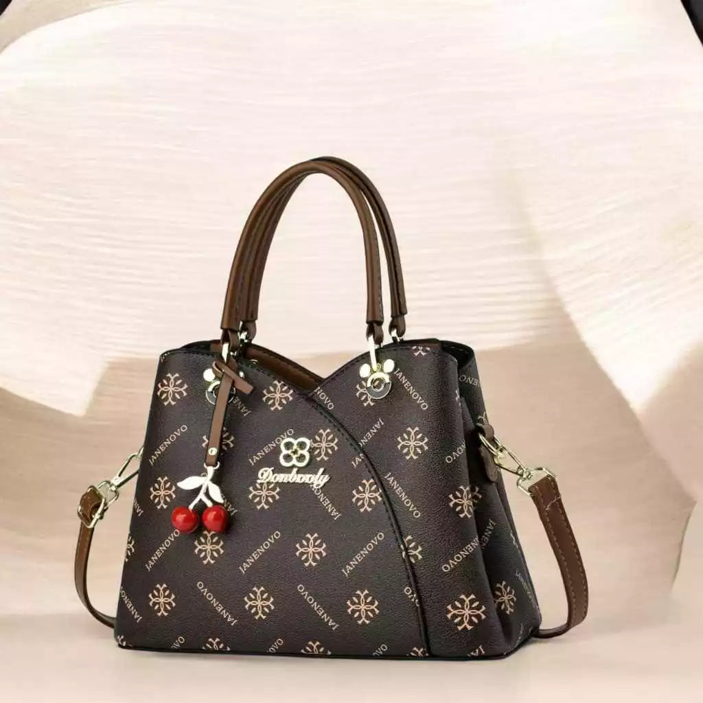 Bolsa Feminina Tiracolo Média em Couro Estampada