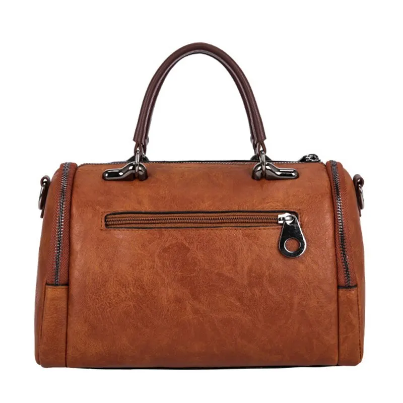 Bolsa Feminina Tiracolo Média em Couro Tina