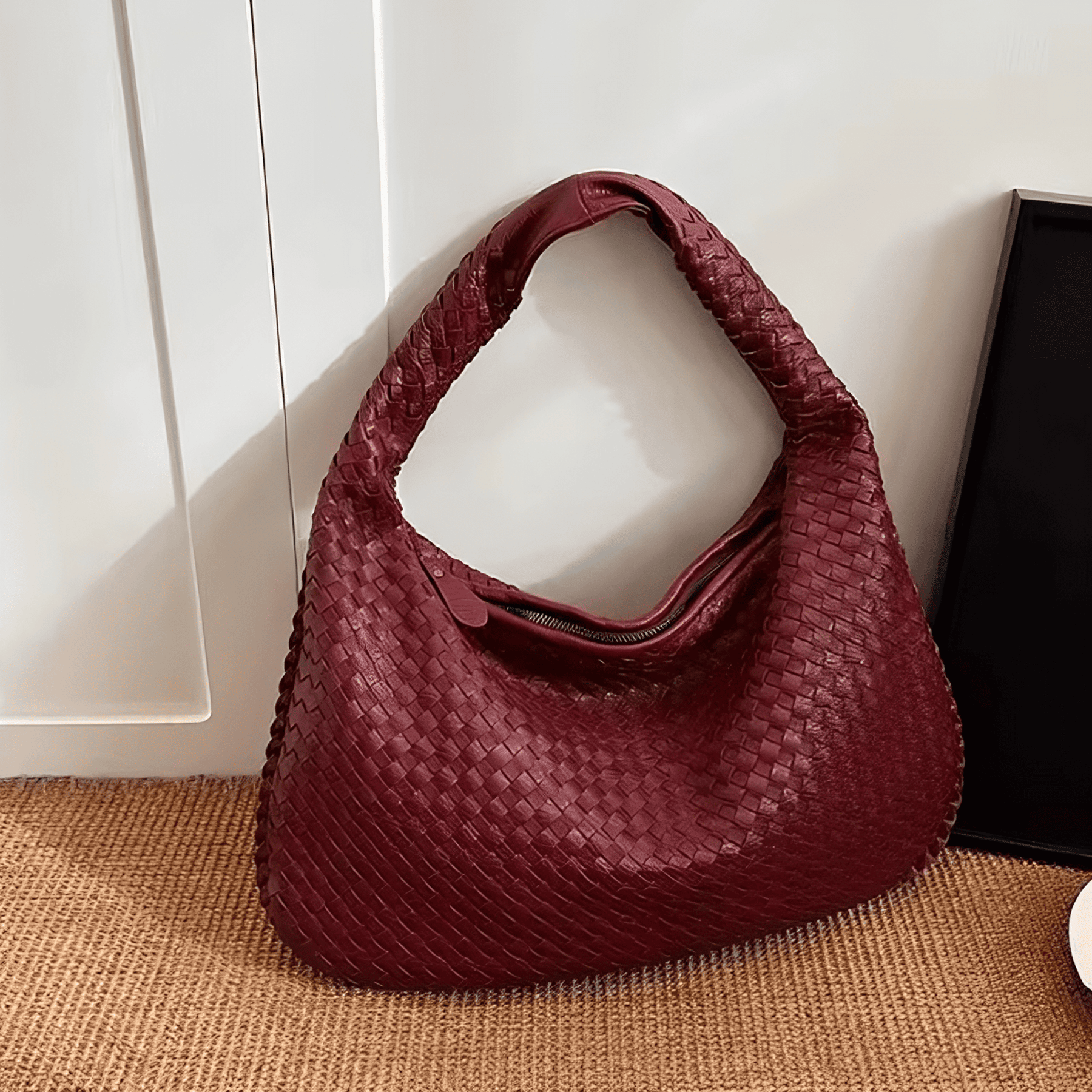 Bolsa Feminina Hobo Grande em Couro Trançada Tessália