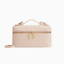 Bolsa Feminina de Mão Pequena Matelassê em Couro Milano